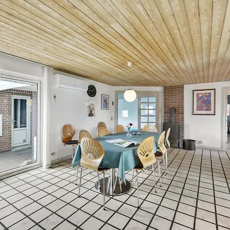 Σπίτι διακοπών Lovely In With Private Swimming Pool, Be Inside Or Outside *